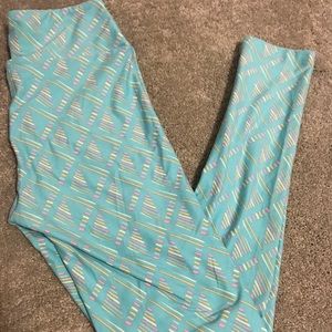 Never worn. LuLaRoe Leggings! One size fits all.